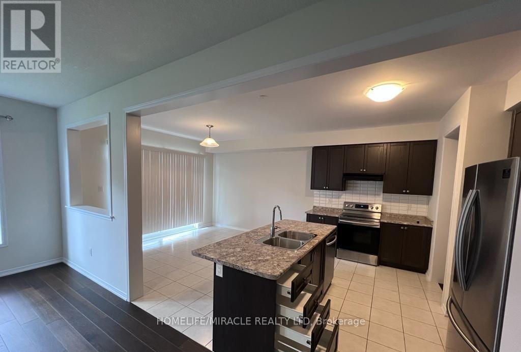 8702 Chickory Trail, Niagara Falls, Ontario  L2H 2Y6 - Photo 2 - X13858600