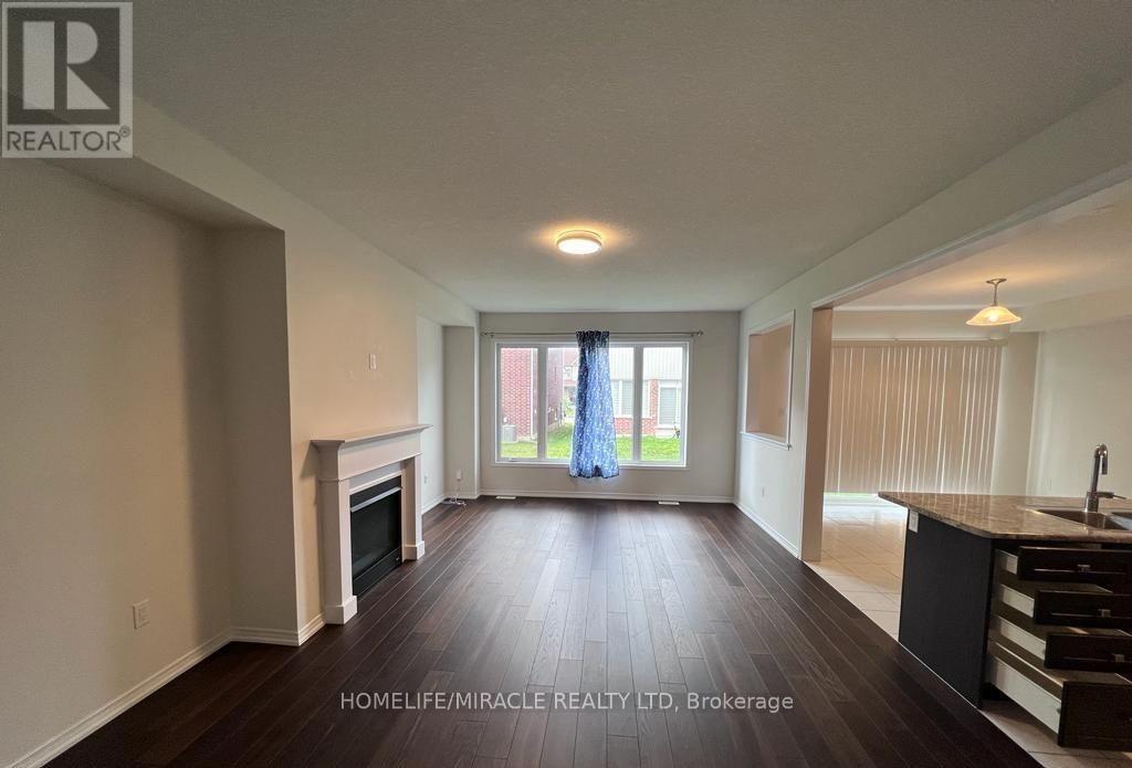 8702 Chickory Trail, Niagara Falls, Ontario  L2H 2Y6 - Photo 4 - X13858600