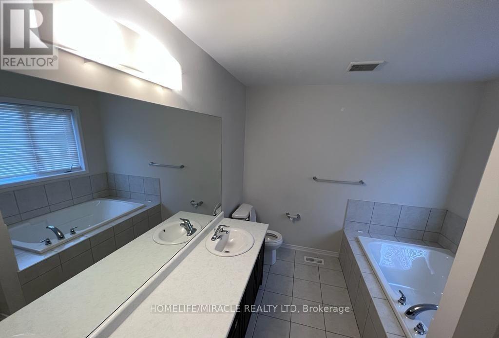 8702 Chickory Trail, Niagara Falls, Ontario  L2H 2Y6 - Photo 5 - X13858600