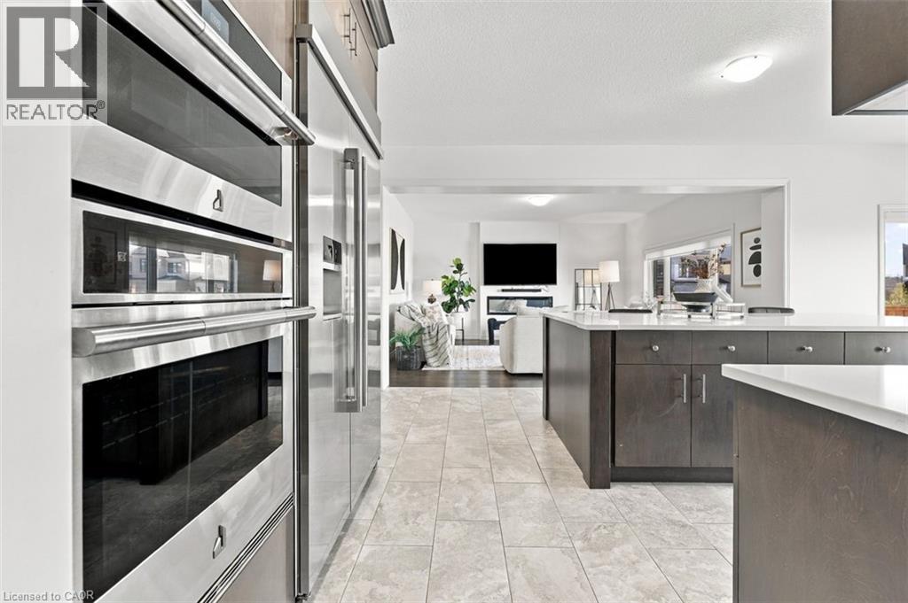 905 Broadacre Place, Kitchener, Ontario  N2R 0S6 - Photo 11 - 40855121