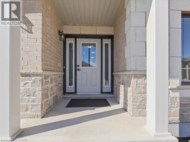 905 Broadacre Place, Kitchener, Ontario  N2R 0S6 - Photo 2 - 40855121