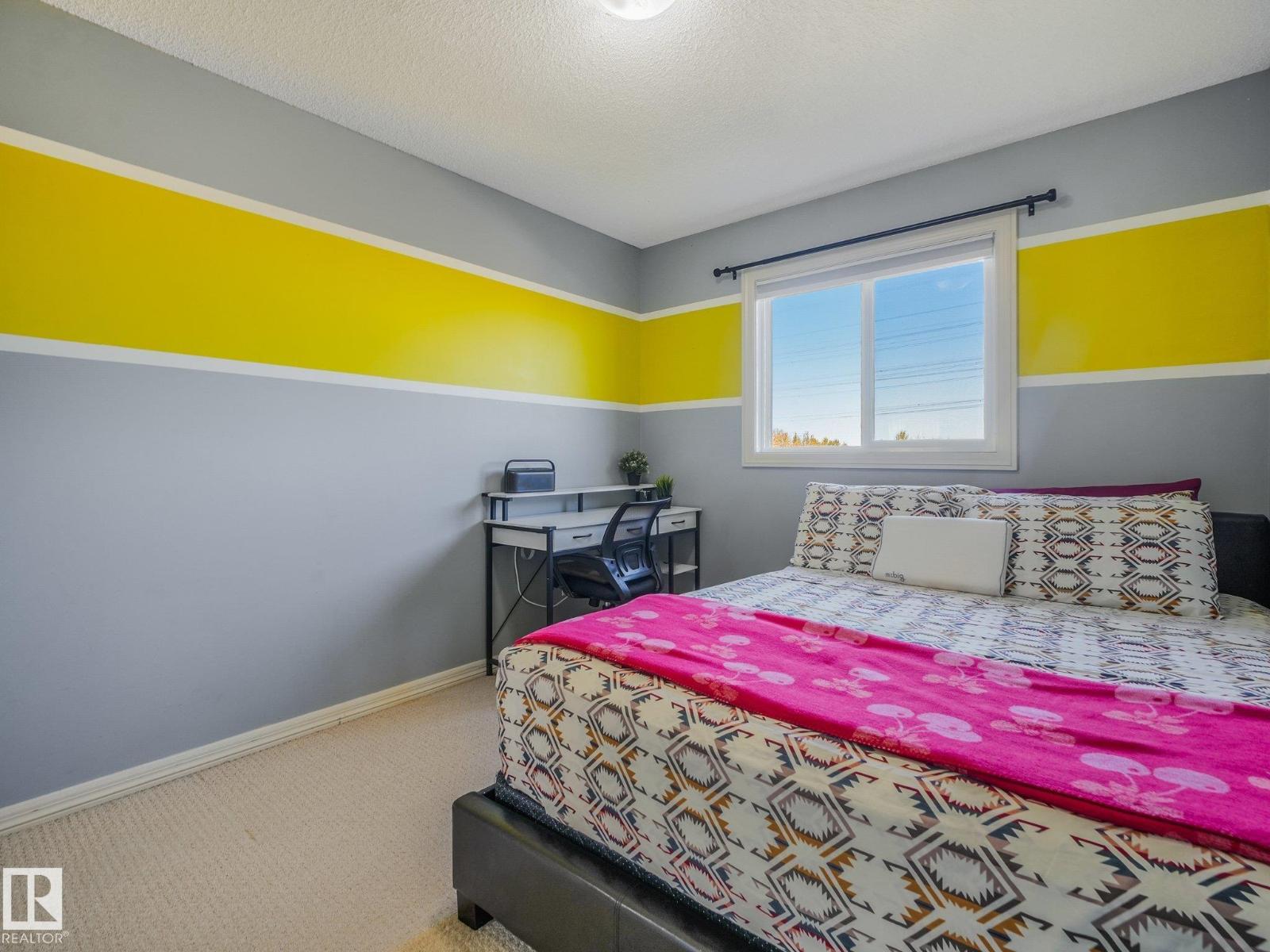 5220 1A AV SW