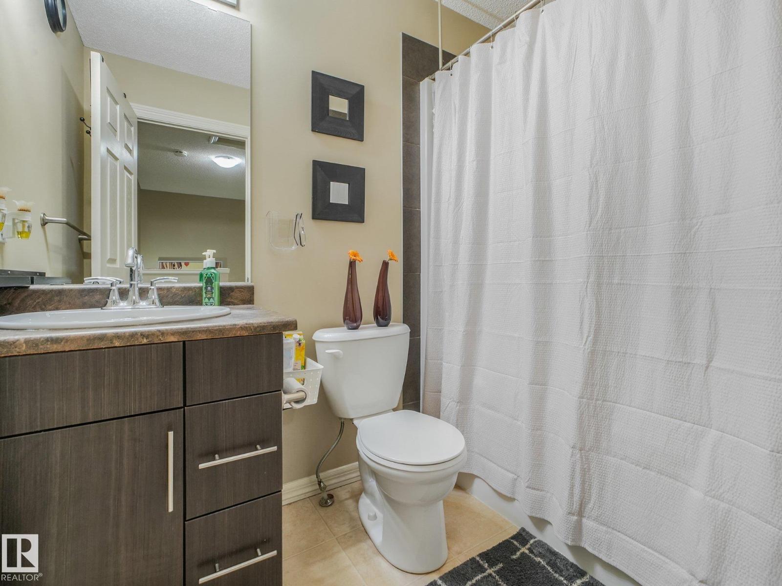5220 1A AV SW