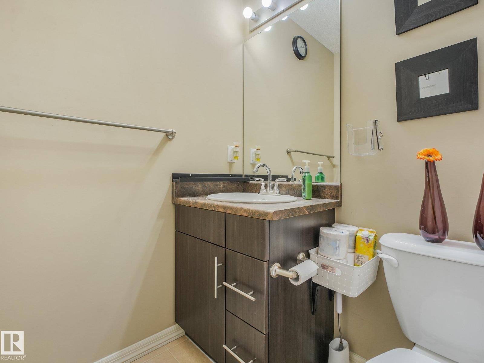 5220 1A AV SW