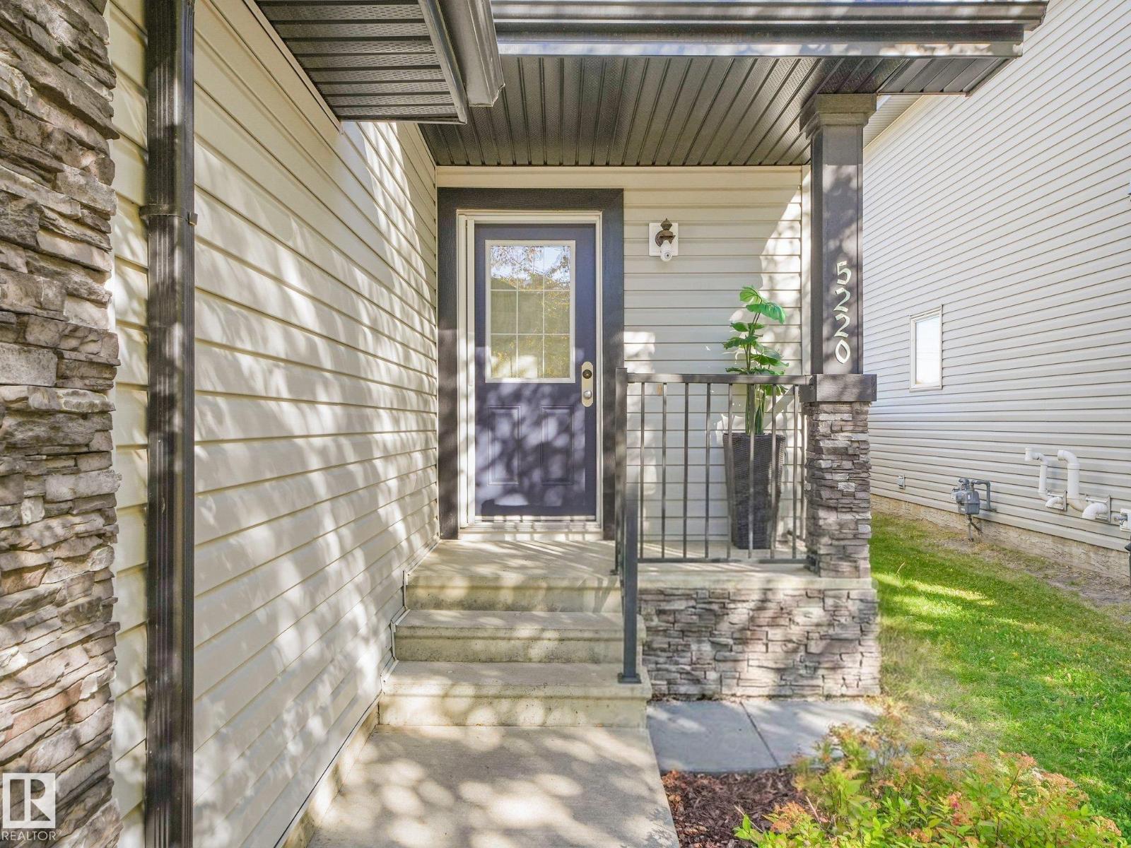 5220 1A AV SW