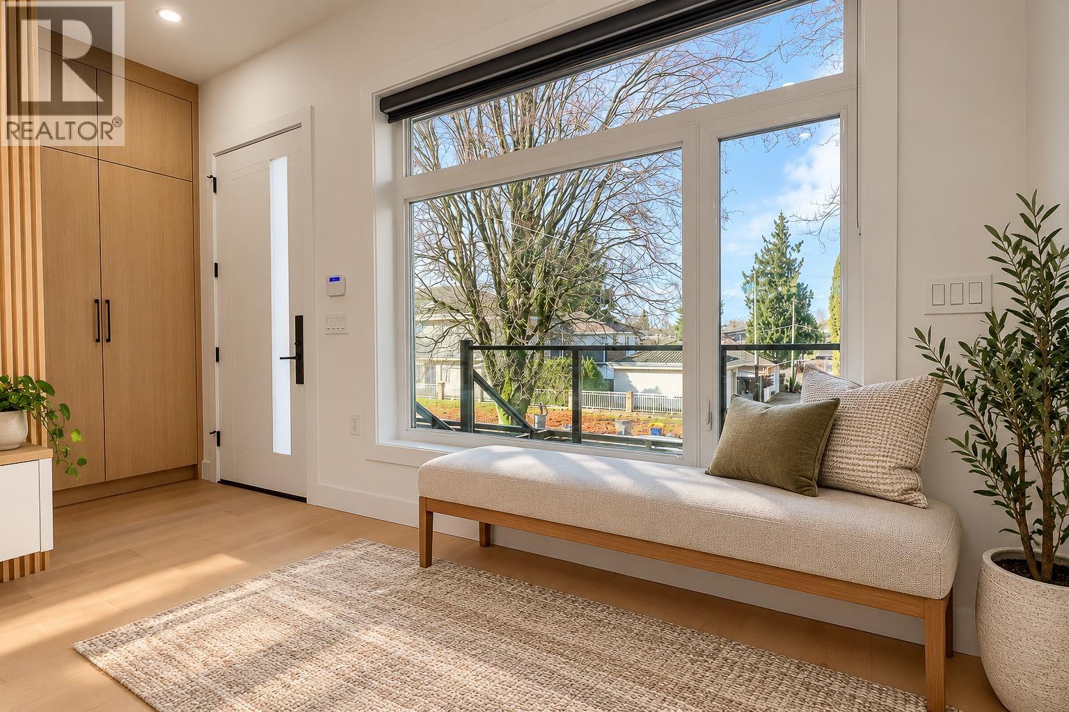 4670 Todd Street, Vancouver, British Columbia  V5R 3P8 - Photo 3 - R3171223