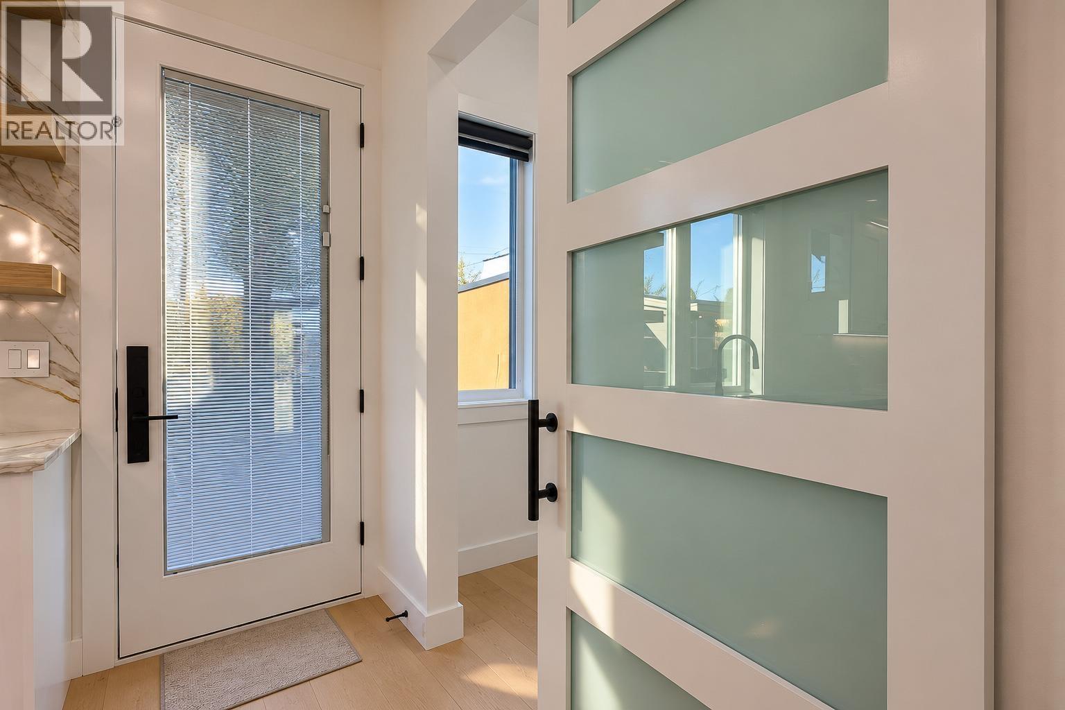4670 Todd Street, Vancouver, British Columbia  V5R 3P8 - Photo 17 - R3171223