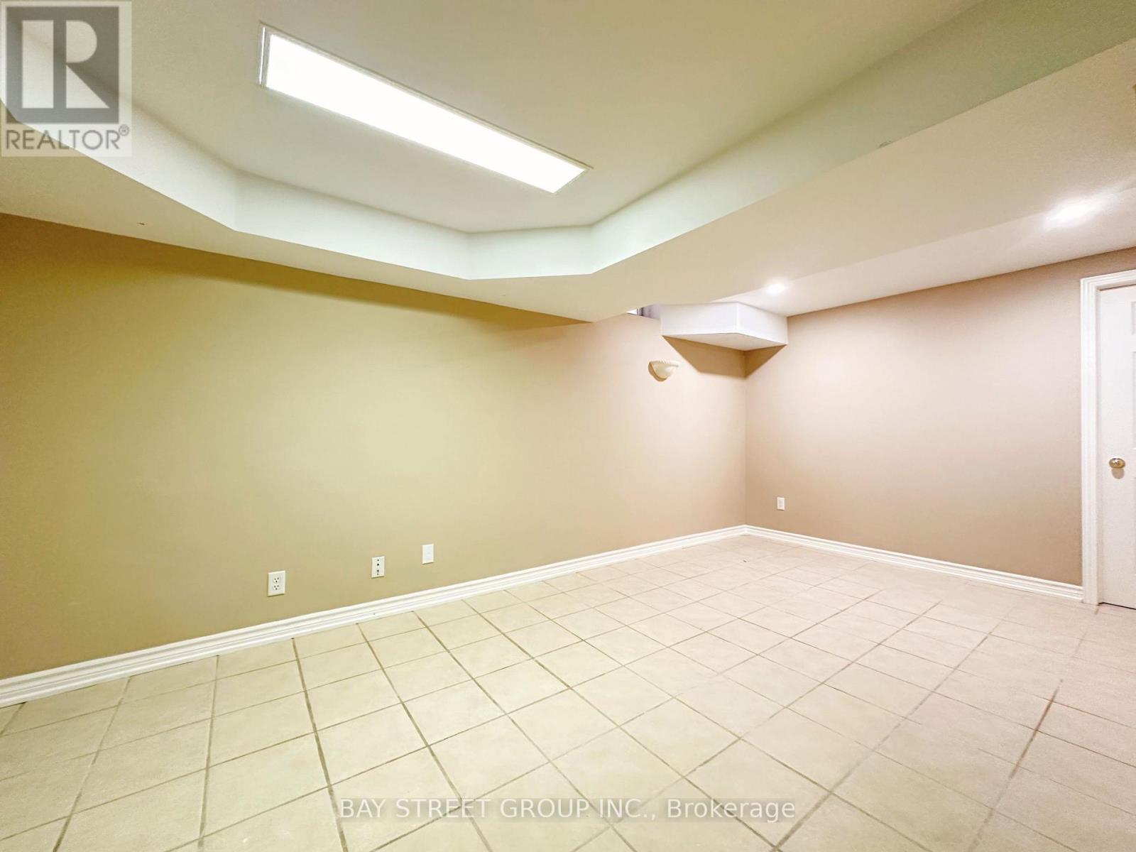 Basement - 77 Greenbank Drive, Richmond Hill, Ontario  L4E 4C7 - Photo 11 - N13858688