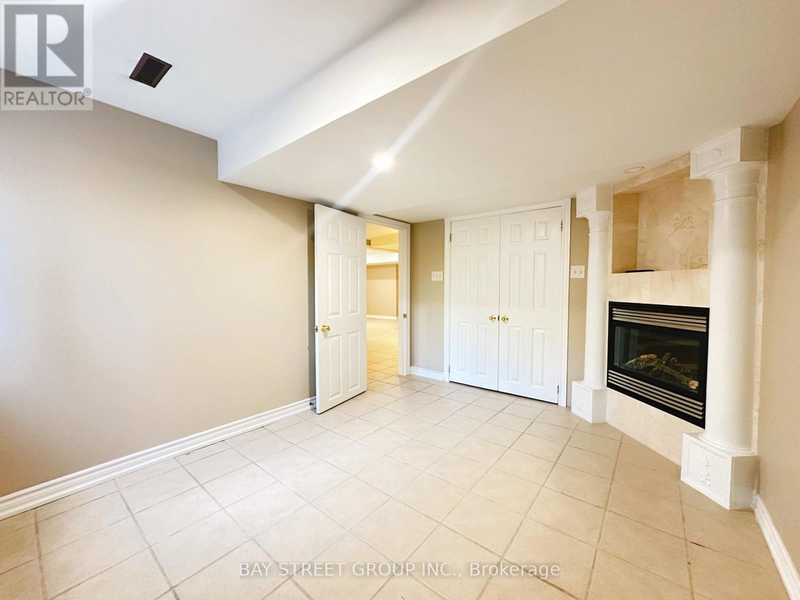 Basement - 77 Greenbank Drive, Richmond Hill, Ontario  L4E 4C7 - Photo 14 - N13858688