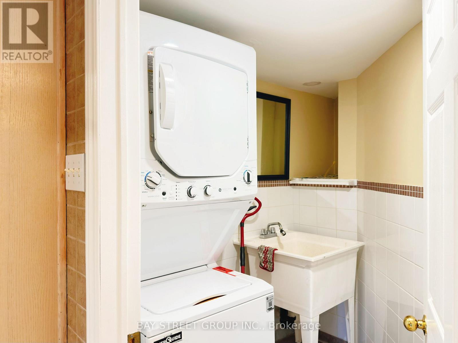 Basement - 77 Greenbank Drive, Richmond Hill, Ontario  L4E 4C7 - Photo 16 - N13858688