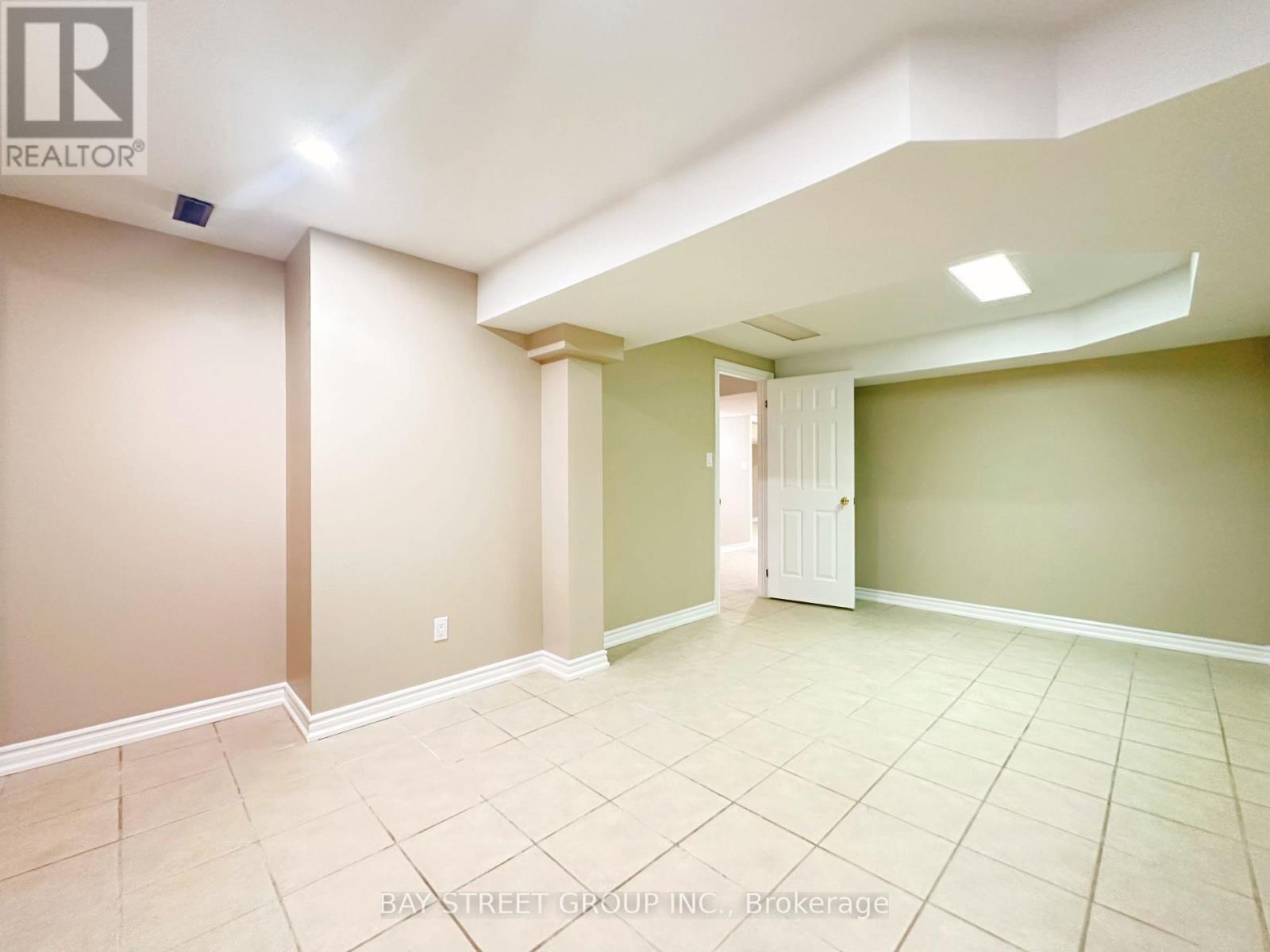 Basement - 77 Greenbank Drive, Richmond Hill, Ontario  L4E 4C7 - Photo 9 - N13858688