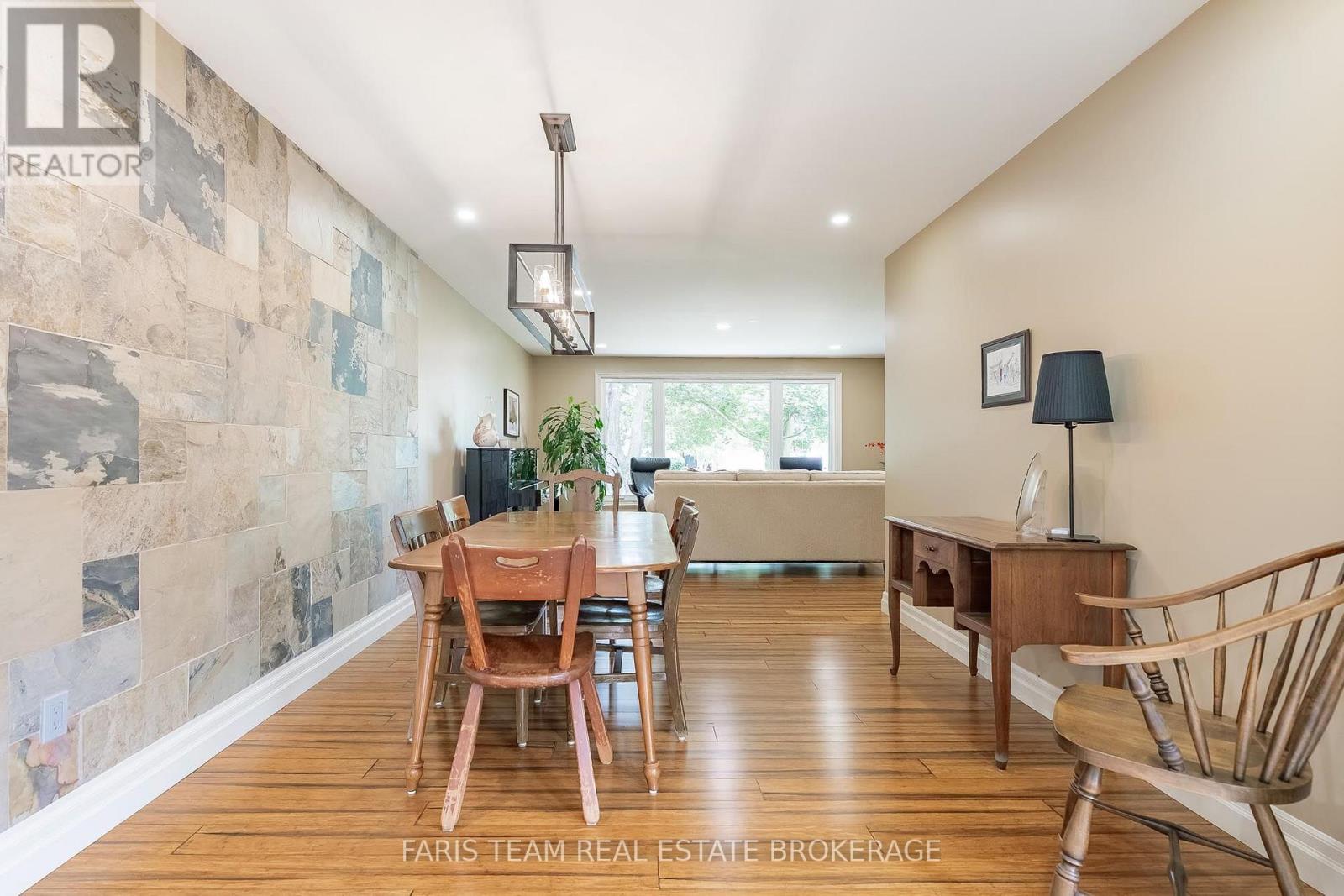 107 George Street, Clearview (Creemore), Ontario  L0M 1G0 - Photo 11 - S13858670