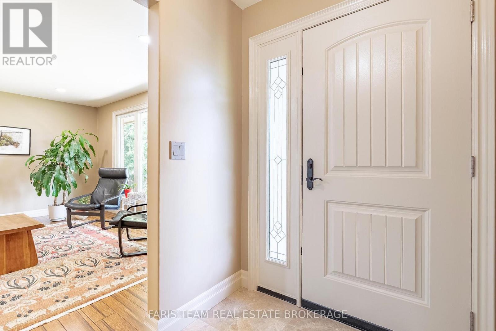 107 George Street, Clearview (Creemore), Ontario  L0M 1G0 - Photo 4 - S13858670