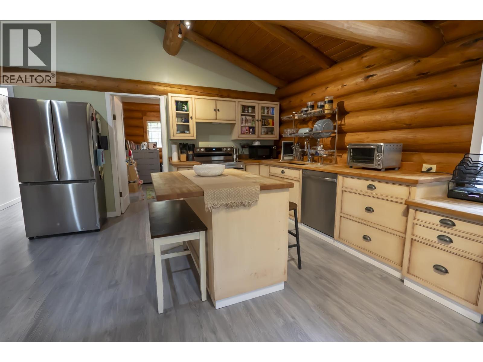 7959 Water Subdivision Loop, Fort St. James, British Columbia  V0J 1P0 - Photo 11 - R3171877