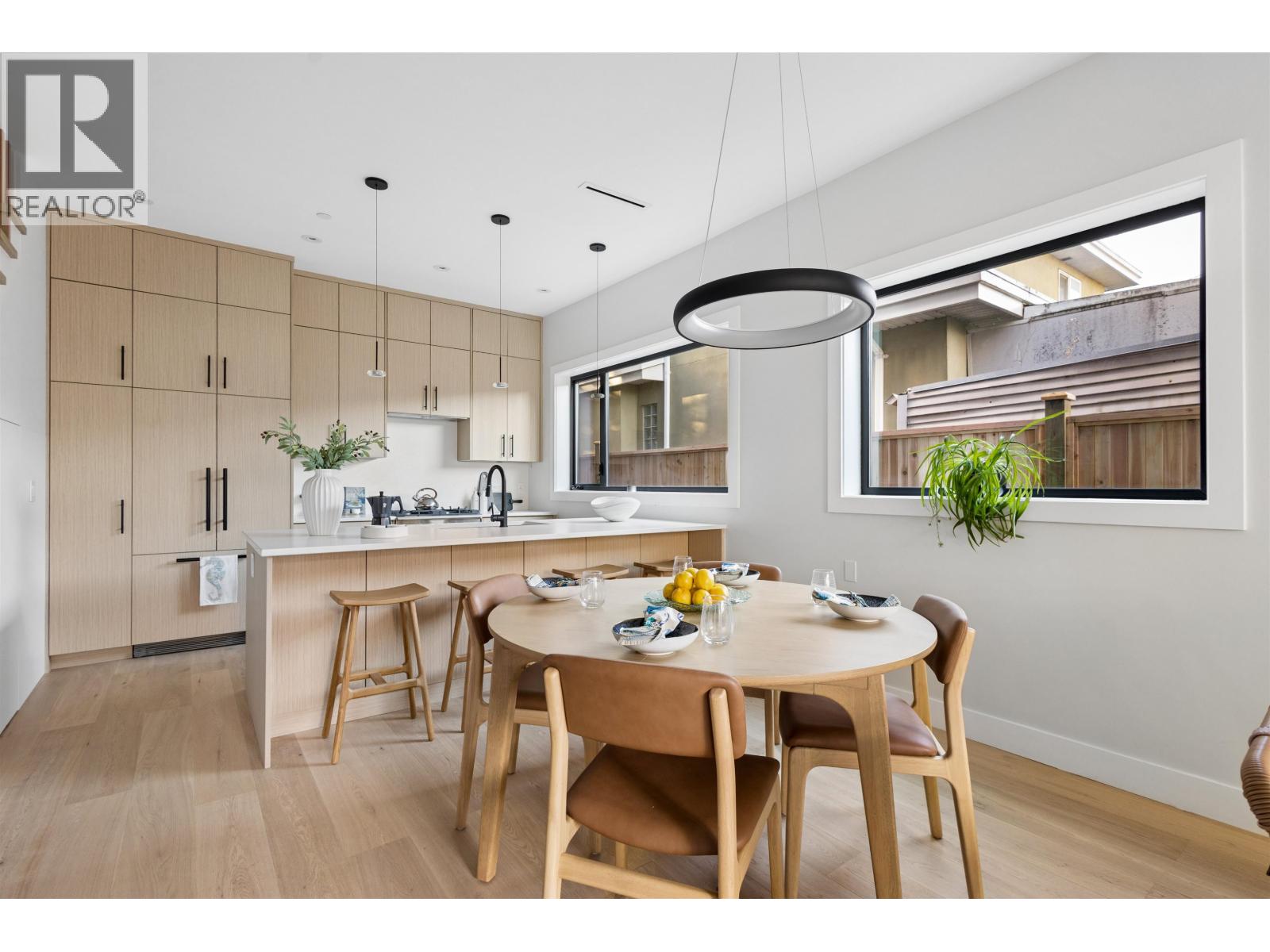3 2017 E 23rd Avenue, Vancouver, British Columbia  V5N 2T9 - Photo 4 - R3171225