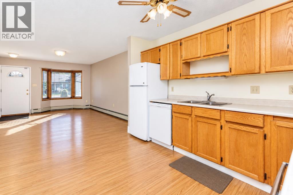 4, 4240 46a Ave Crescent, Red Deer, Alberta  T4N 6T9 - Photo 10 - A2349370