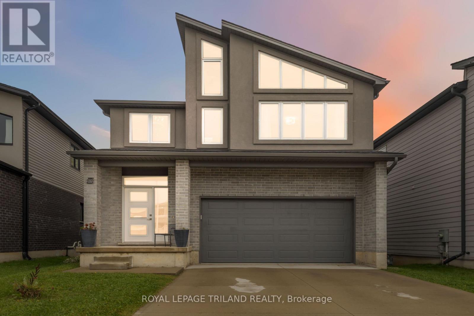 1312 SANDBAR STREET, London North, Ontario