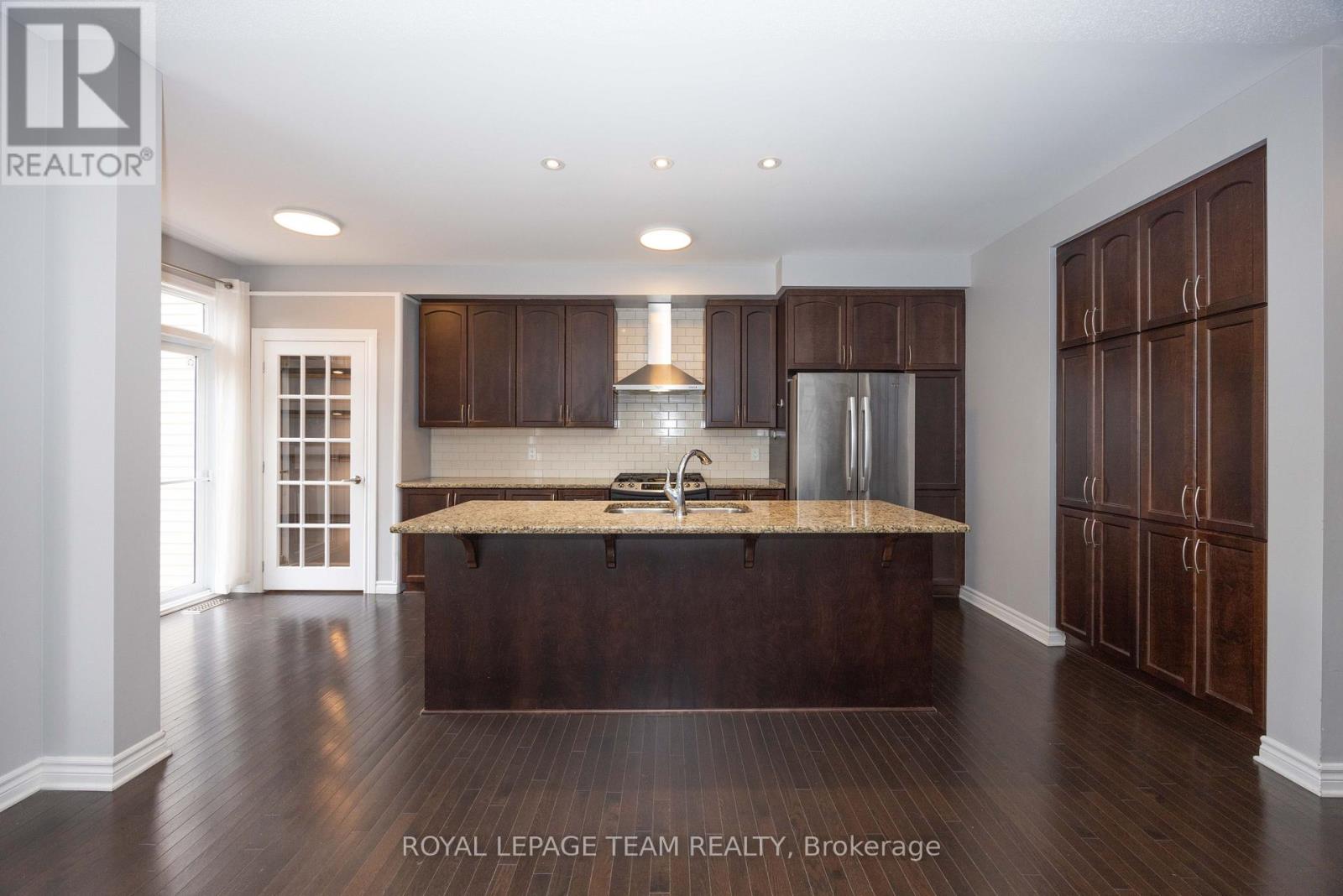 122 Highbury Park Drive S, Ottawa, Ontario  K2J 5Y1 - Photo 12 - X13858764