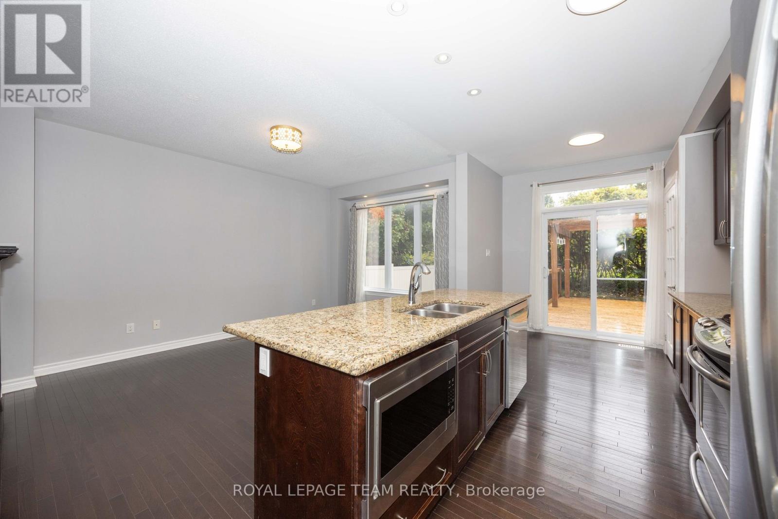 122 Highbury Park Drive S, Ottawa, Ontario  K2J 5Y1 - Photo 15 - X13858764
