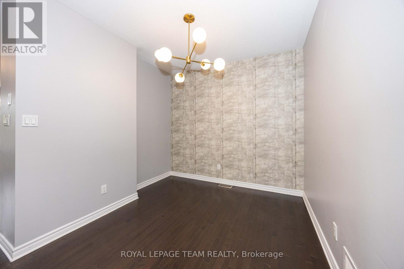 122 Highbury Park Drive S, Ottawa, Ontario  K2J 5Y1 - Photo 7 - X13858764