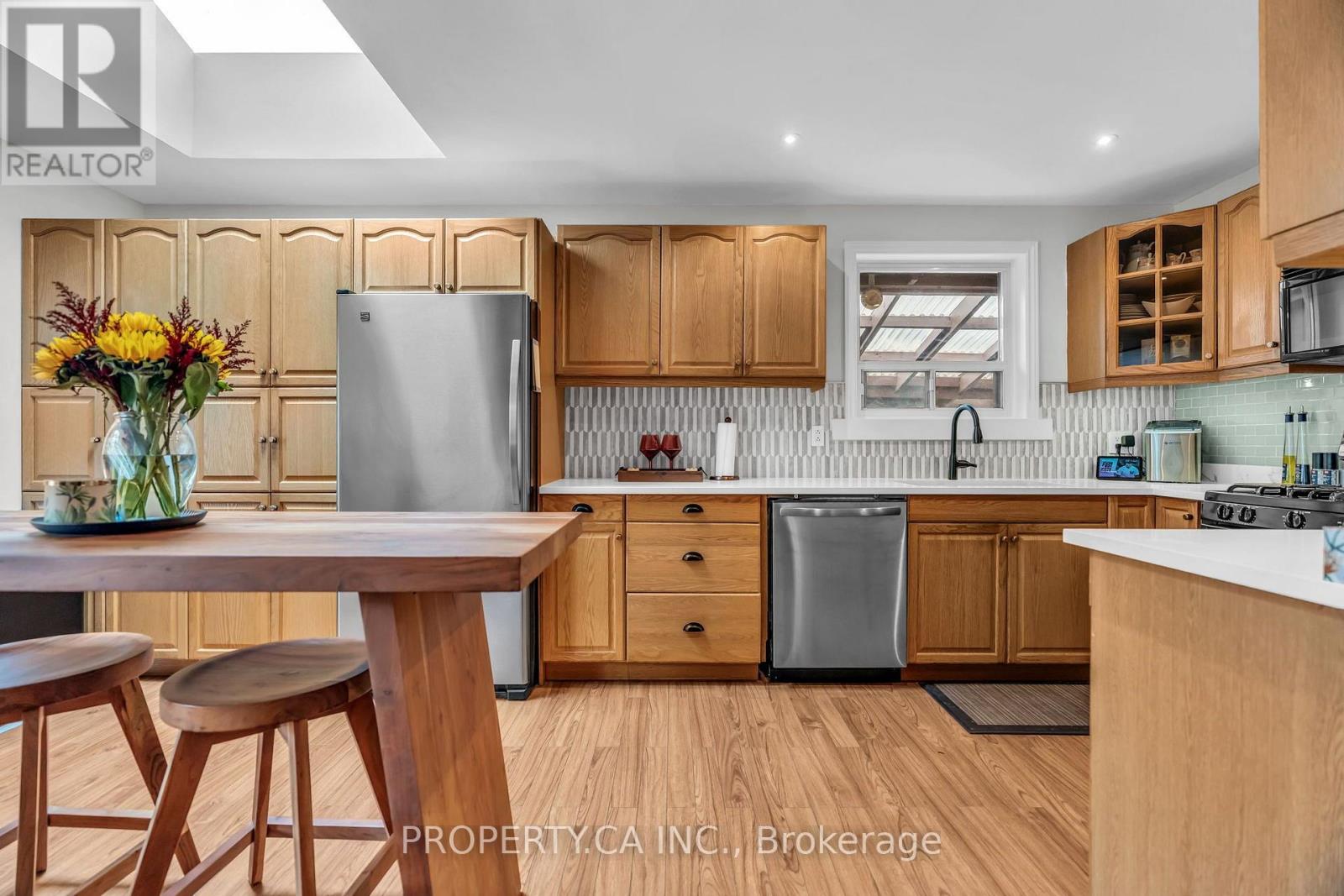 833 Krosno Boulevard, Pickering, Ontario  L1W 1H1 - Photo 12 - E13851058