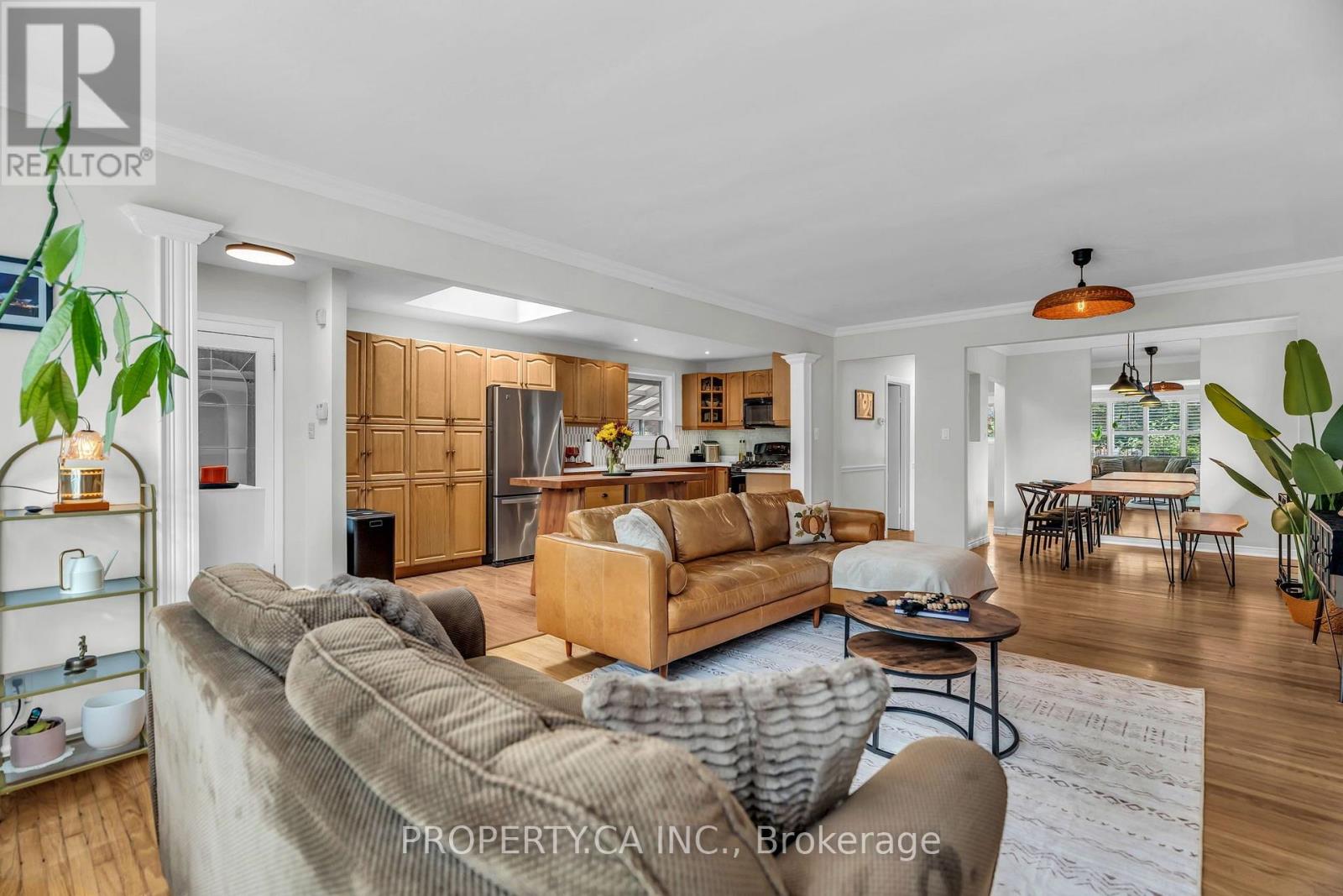 833 Krosno Boulevard, Pickering, Ontario  L1W 1H1 - Photo 4 - E13851058