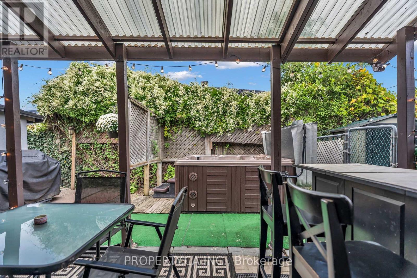 833 Krosno Boulevard, Pickering, Ontario  L1W 1H1 - Photo 36 - E13851058