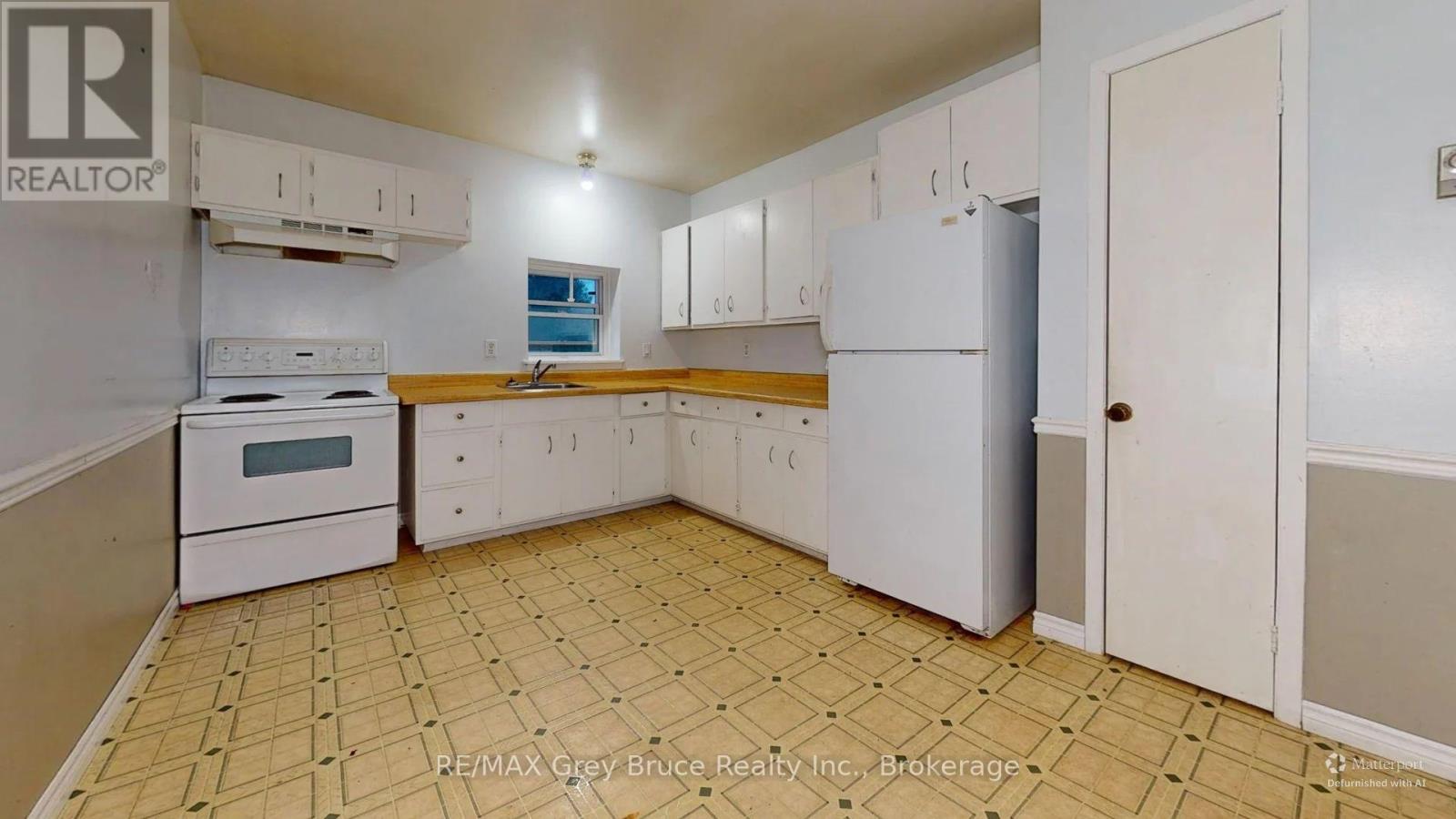 Unit 5 - 108 Queen Street N, West Grey, Ontario  N0G 1R0 - Photo 10 - X13858732