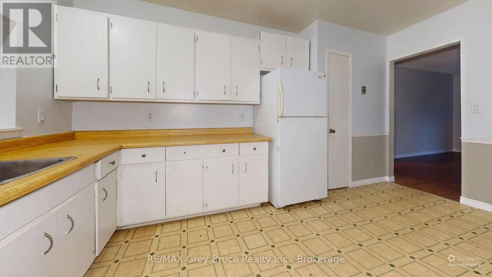 Unit 5 - 108 Queen Street N, West Grey, Ontario  N0G 1R0 - Photo 11 - X13858732