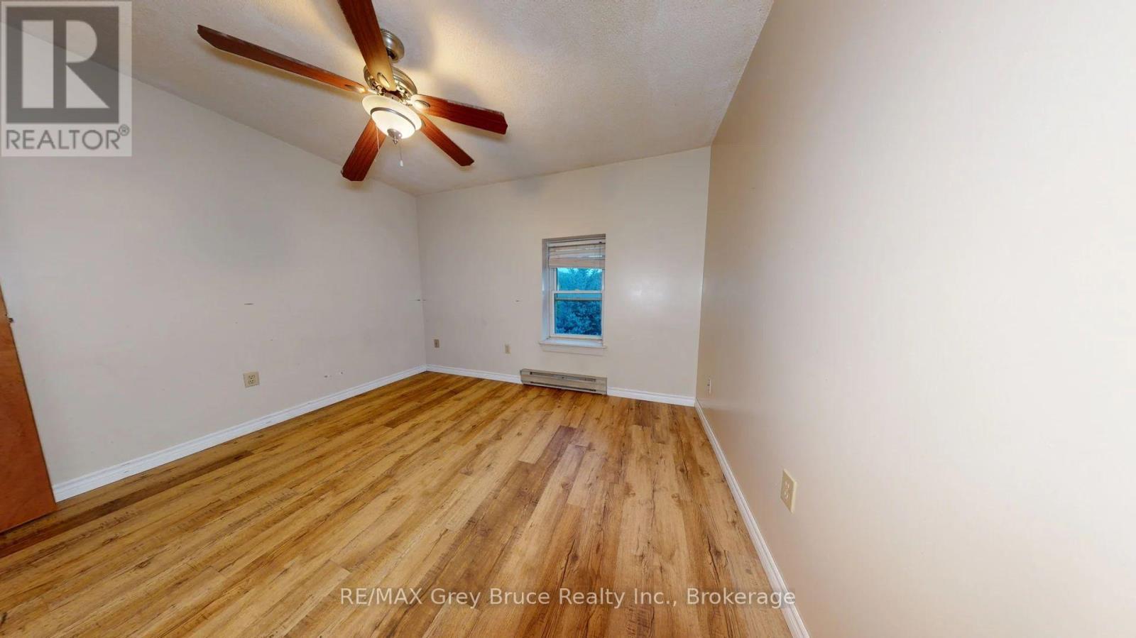 Unit 5 - 108 Queen Street N, West Grey, Ontario  N0G 1R0 - Photo 12 - X13858732