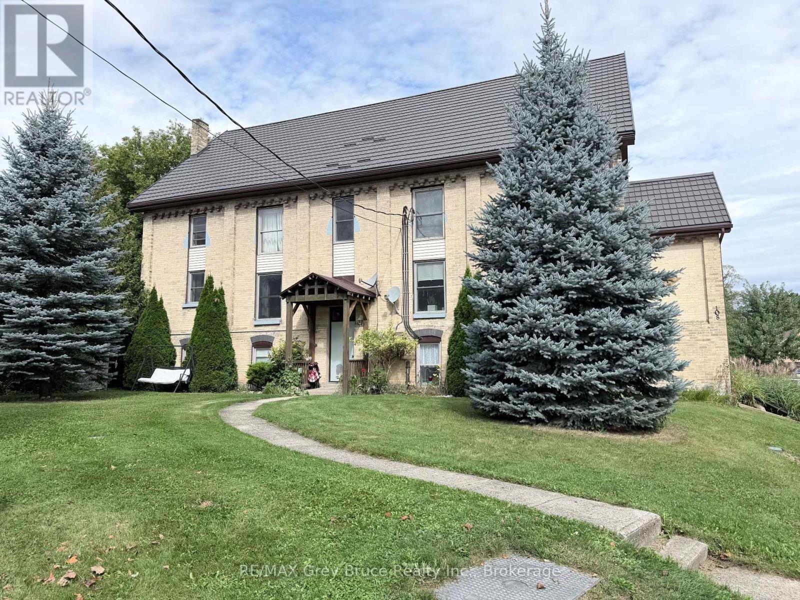Unit 5 - 108 Queen Street N, West Grey, Ontario  N0G 1R0 - Photo 2 - X13858732