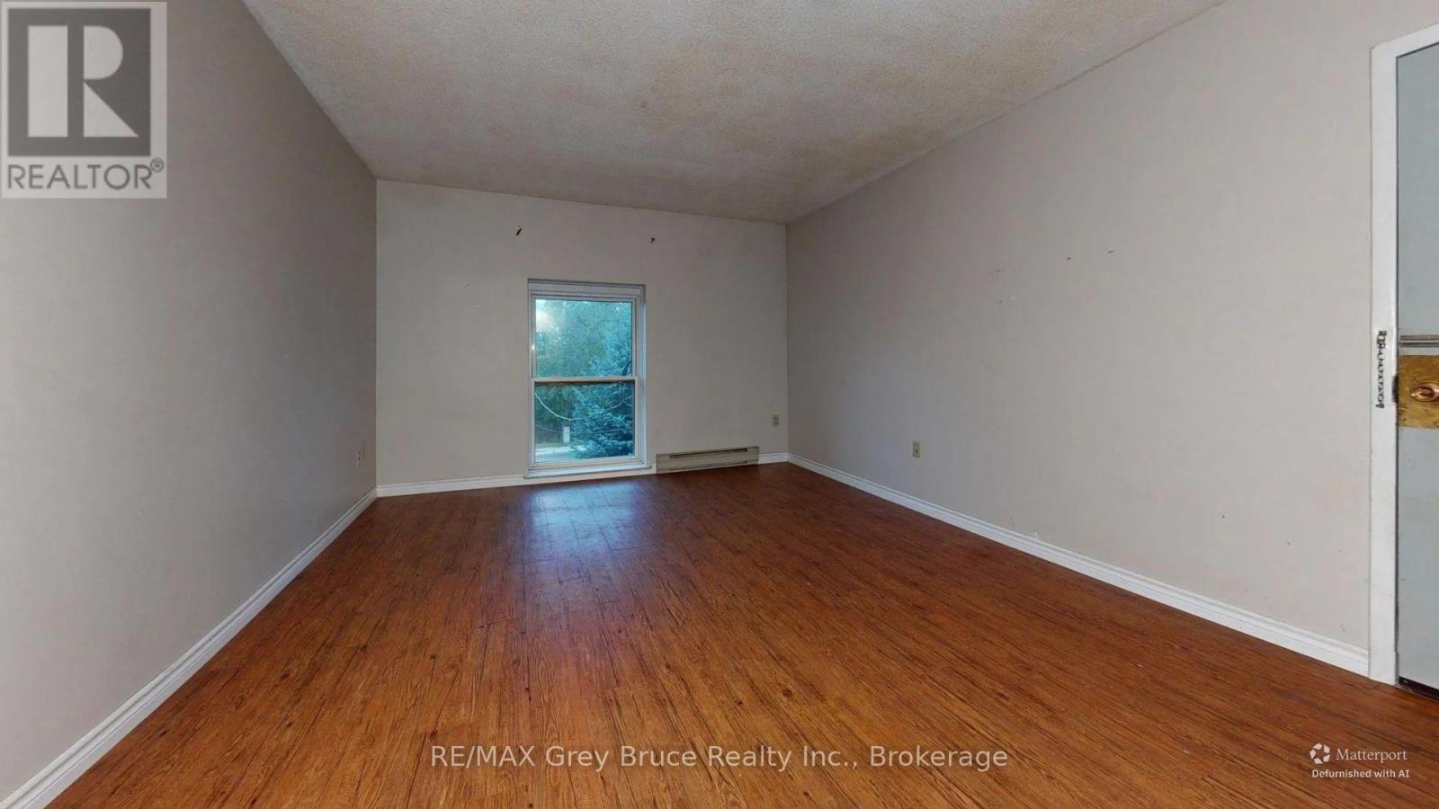 Unit 5 - 108 Queen Street N, West Grey, Ontario  N0G 1R0 - Photo 6 - X13858732
