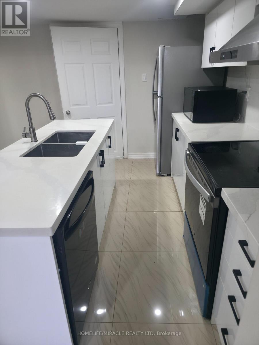 Bsmt - 1022 Glenbourne Drive, Oshawa, Ontario  L1K 2P9 - Photo 6 - E13858724