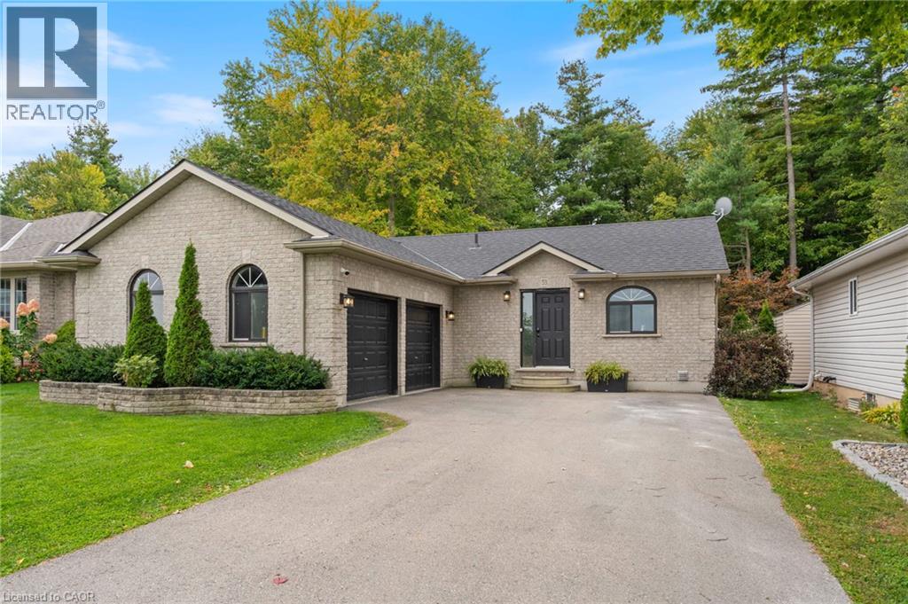 53 Hawtrey Road, Delhi, Ontario  N4B 2W5 - Photo 2 - 40868374