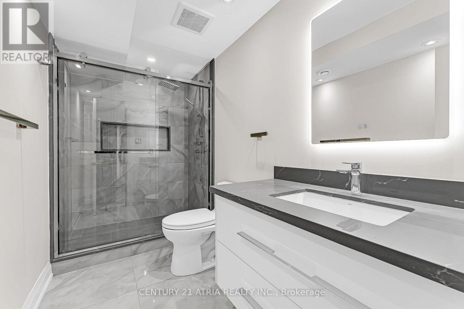 468 Kwapis Boulevard, Newmarket, Ontario  L3X 3K5 - Photo 27 - N13854220