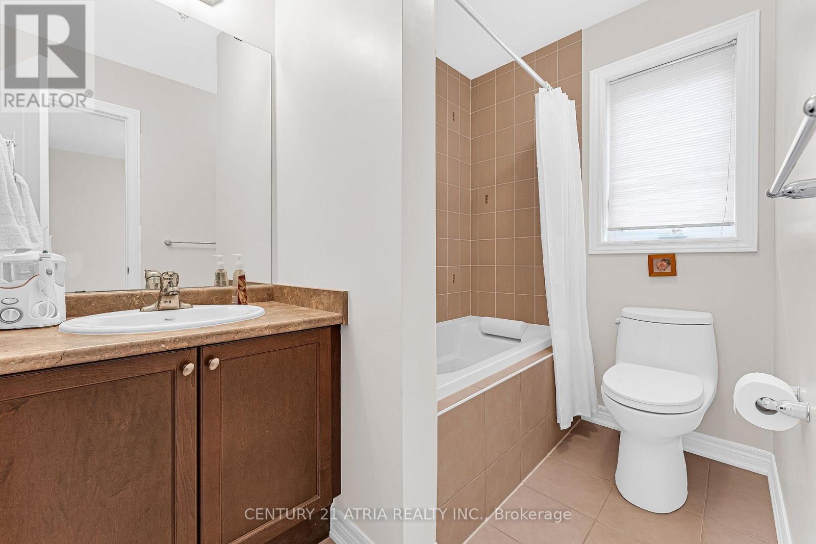 468 Kwapis Boulevard, Newmarket, Ontario  L3X 3K5 - Photo 19 - N13854220