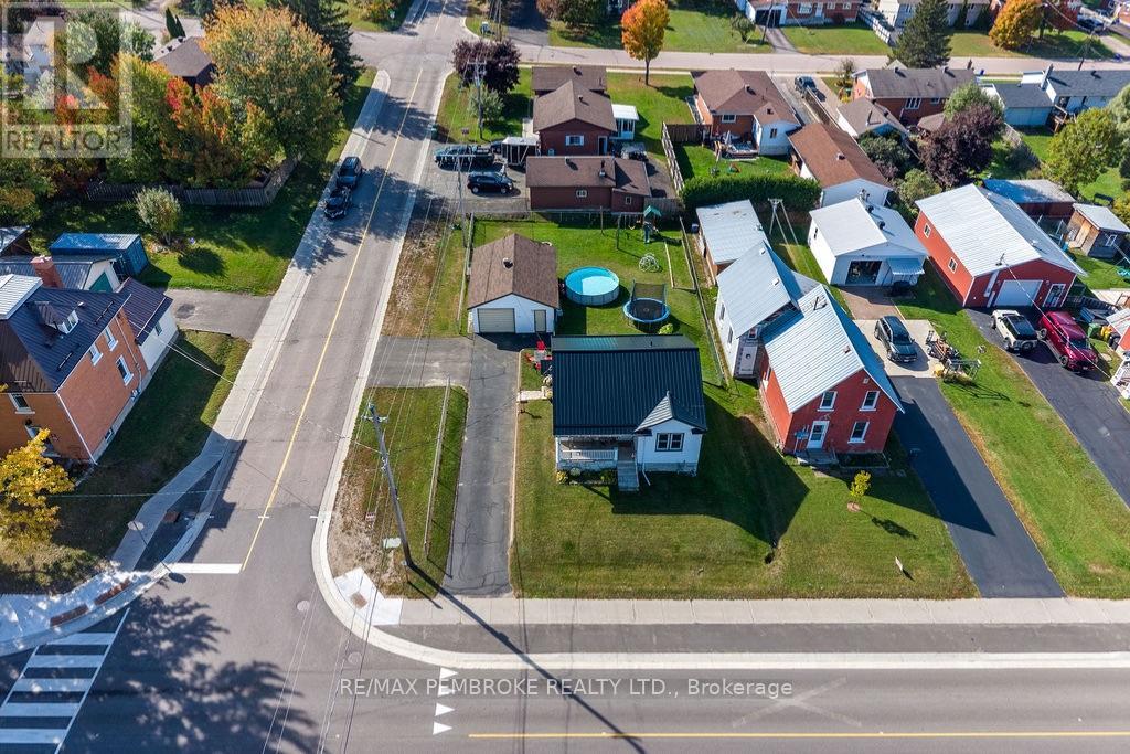 53 Doran Street, Petawawa, Ontario  K8H 1R1 - Photo 41 - X13858808