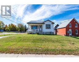 53 DORAN STREET, Petawawa, Ontario
