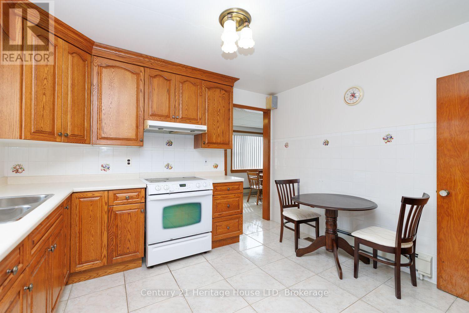 6791 Dunn Street, Niagara Falls, Ontario  L2G 2R3 - Photo 17 - X13858792