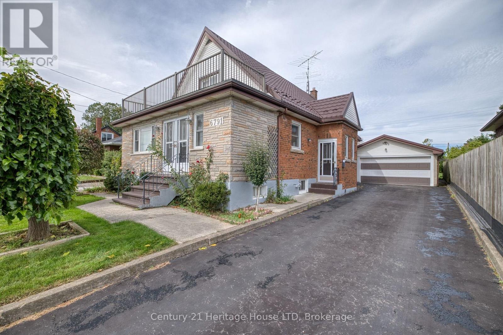 6791 Dunn Street, Niagara Falls, Ontario  L2G 2R3 - Photo 3 - X13858792