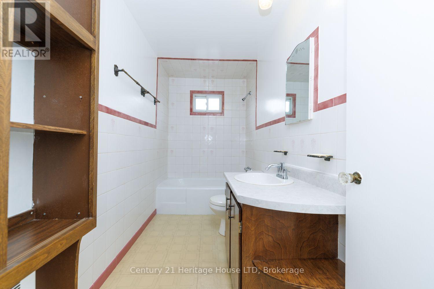 6791 Dunn Street, Niagara Falls, Ontario  L2G 2R3 - Photo 30 - X13858792