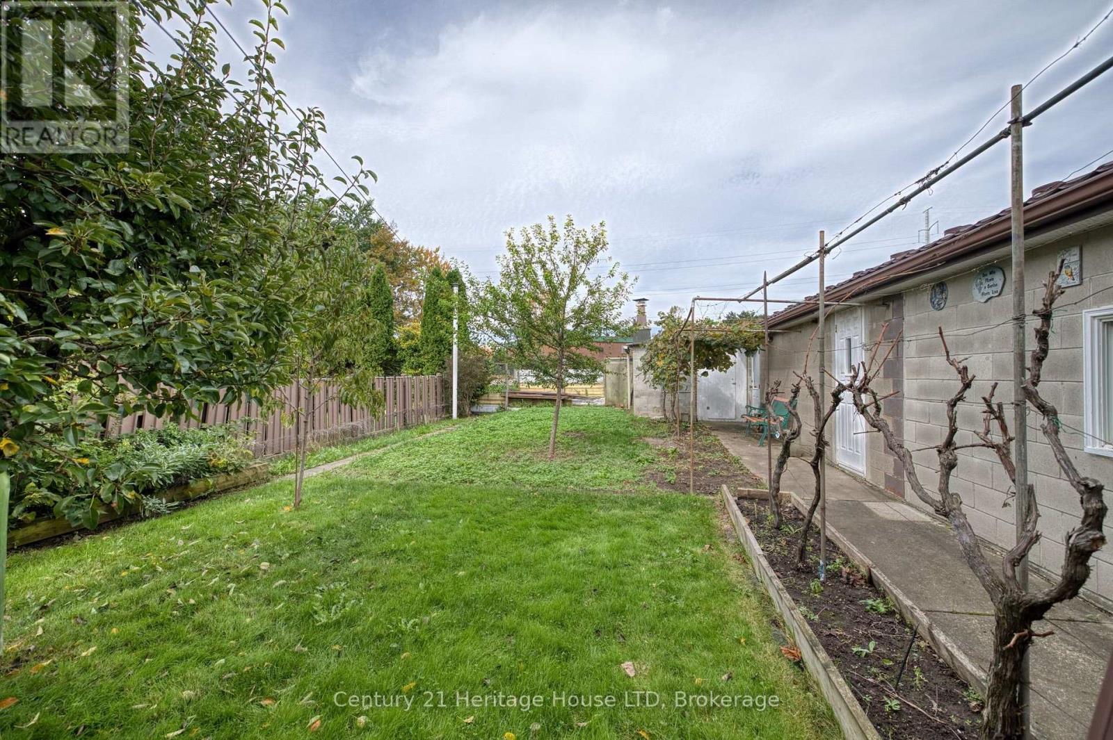 6791 Dunn Street, Niagara Falls, Ontario  L2G 2R3 - Photo 6 - X13858792
