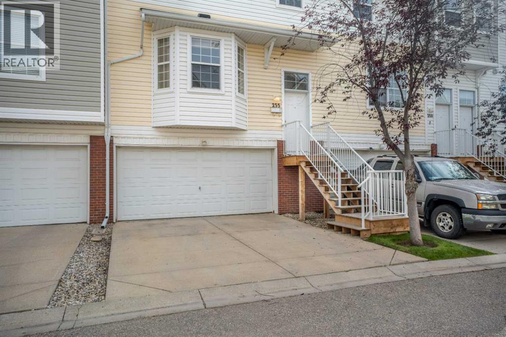 255 Prestwick Acres Lane SE