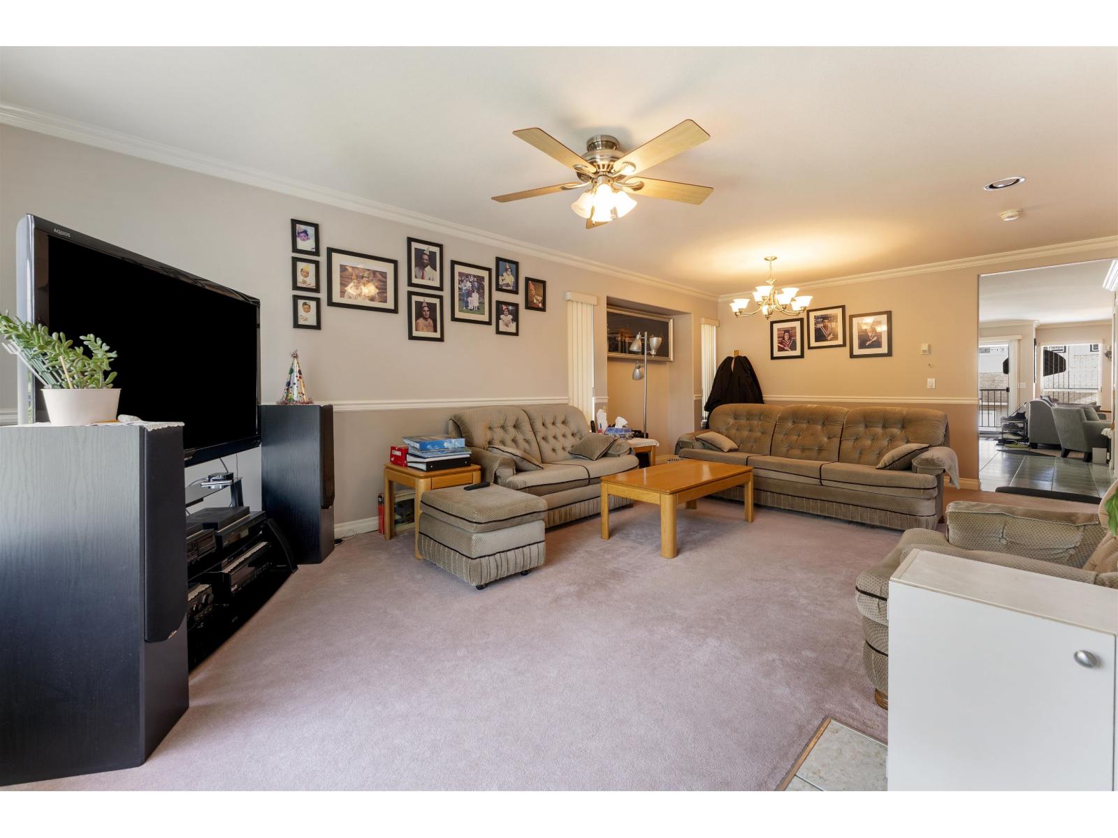 6685 127th Street, Surrey, British Columbia  V3W 1G5 - Photo 5 - R3171379