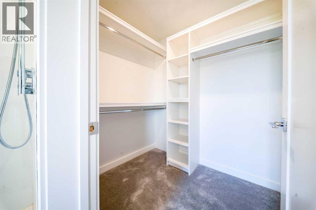 755 Centre Avenue NE, Calgary, Alberta  T2E 4B6 - Photo 17 - A2346373