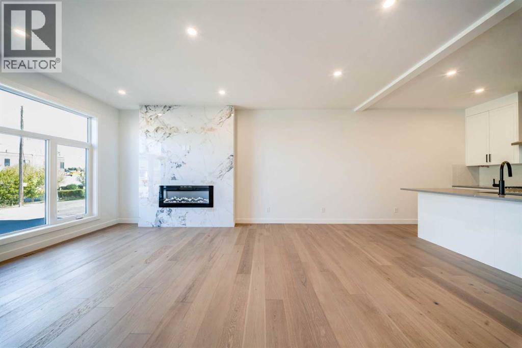755 Centre Avenue NE, Calgary, Alberta  T2E 4B6 - Photo 7 - A2346373