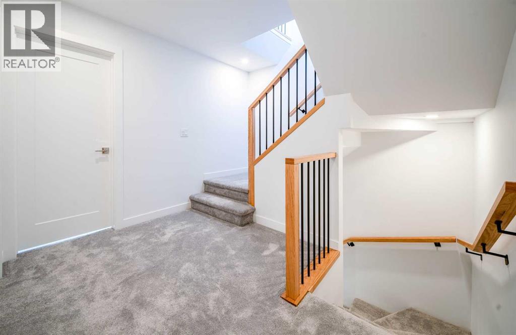 755 Centre Avenue NE, Calgary, Alberta  T2E 4B6 - Photo 21 - A2346373