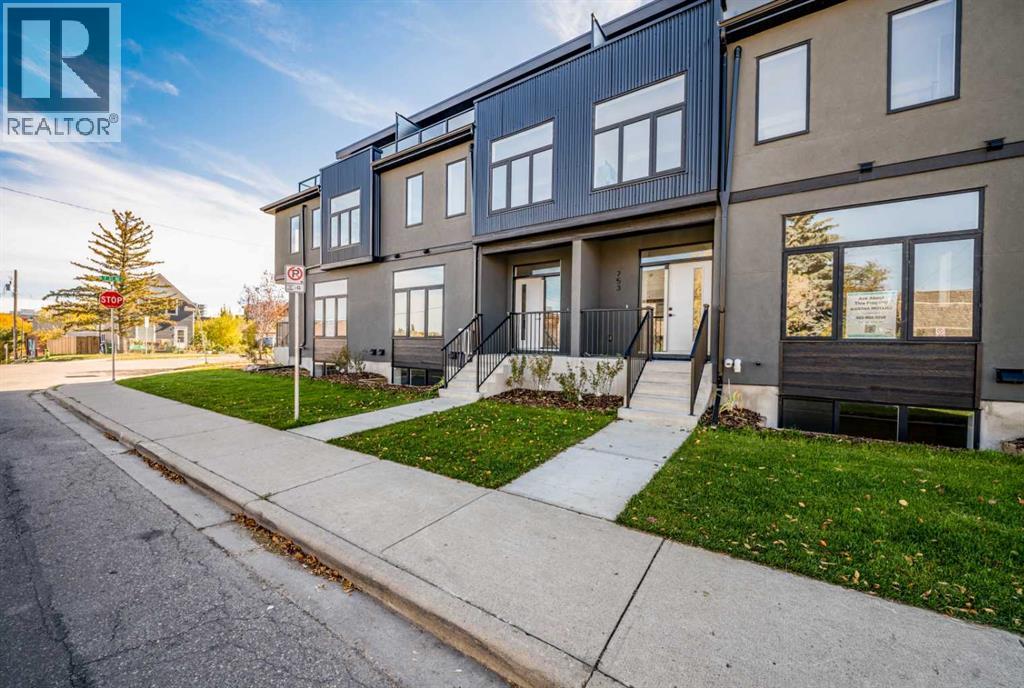 755 Centre Avenue NE, Calgary, Alberta  T2E 4B6 - Photo 35 - A2346373