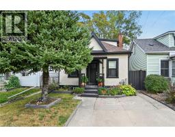 28 BAKER Street, Hamilton, Ontario