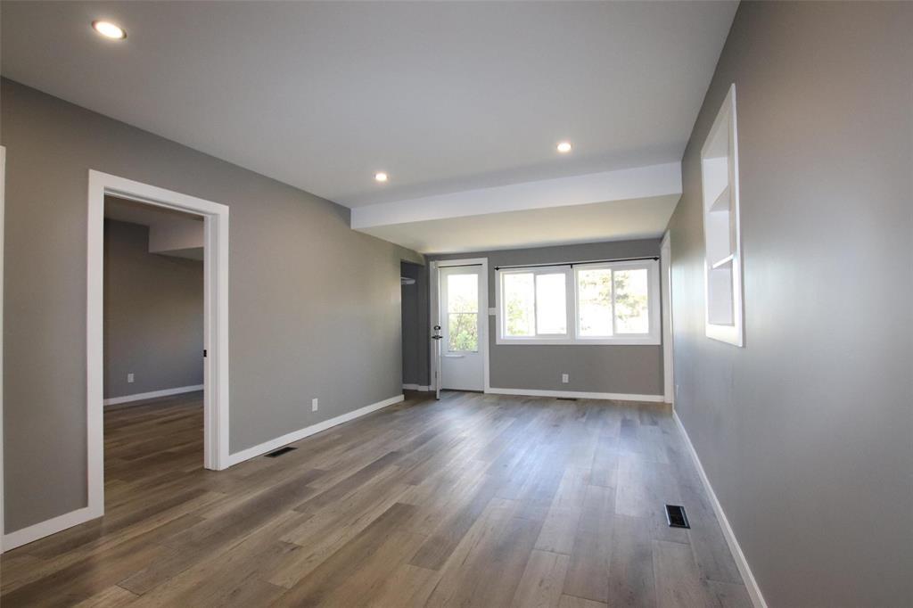 455 Larose Avenue, The Pas, Manitoba  R9A 1L4 - Photo 4 - 202624788